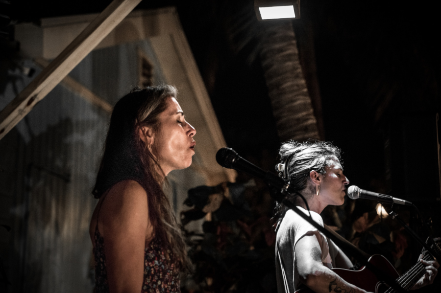 Kaitlin Rose performing live at Il Pellicano Restaurant, Caye Caulker, Belize